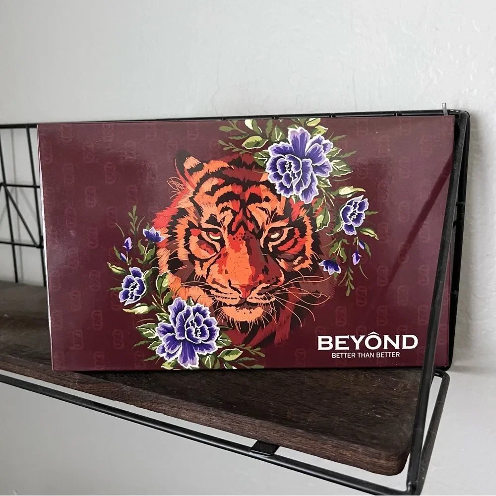 Beyond Utopia Shimmer and Matte Eyeshadow Palette